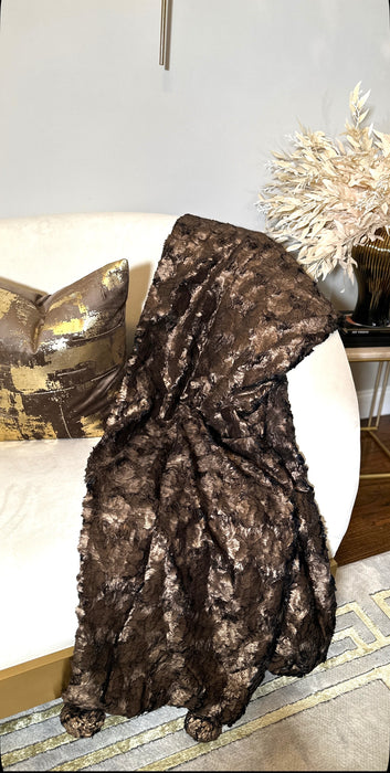 Sable Gold Throw